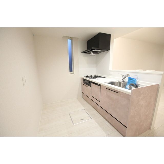 �y�L�b�`���z�@