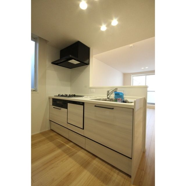 �y�L�b�`���z�@�H���t���̃L�b�`���I