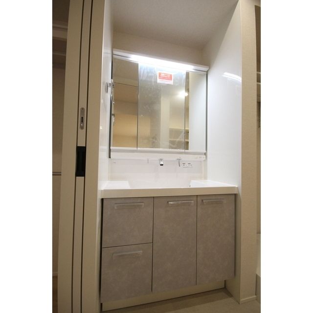 �y���ʏ��z�@