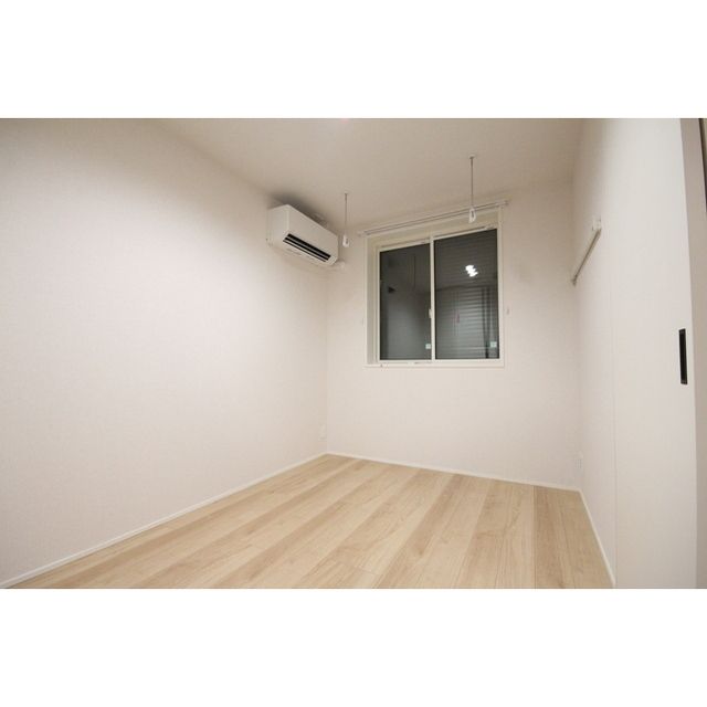 �y���̑������E�X�y�[�X�z�@