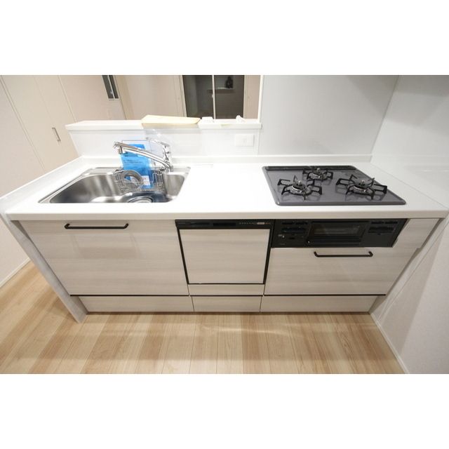 �y�L�b�`���z�@