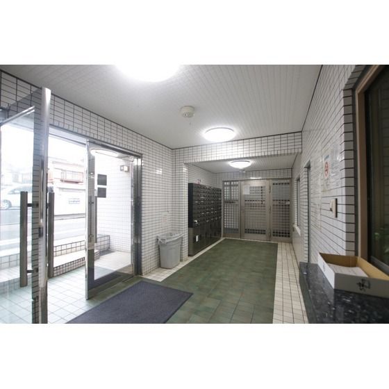 �y�G���g�����X�z�@