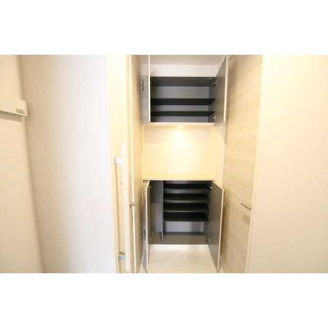 �y���[�z�@�V���[�Y�{�b�N�X����