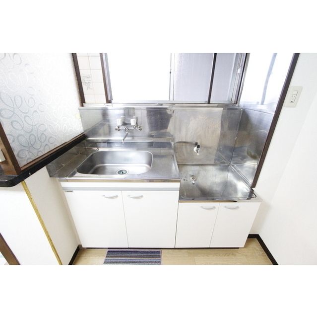 �y�L�b�`���z�@