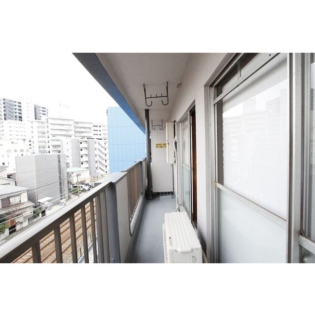 �y���]�z�@