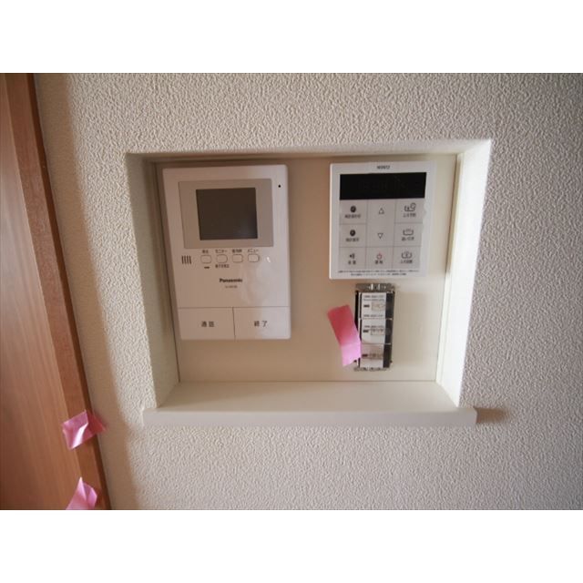 �y�Z�L�����e�B�z�@���j�^�[�֌W�I