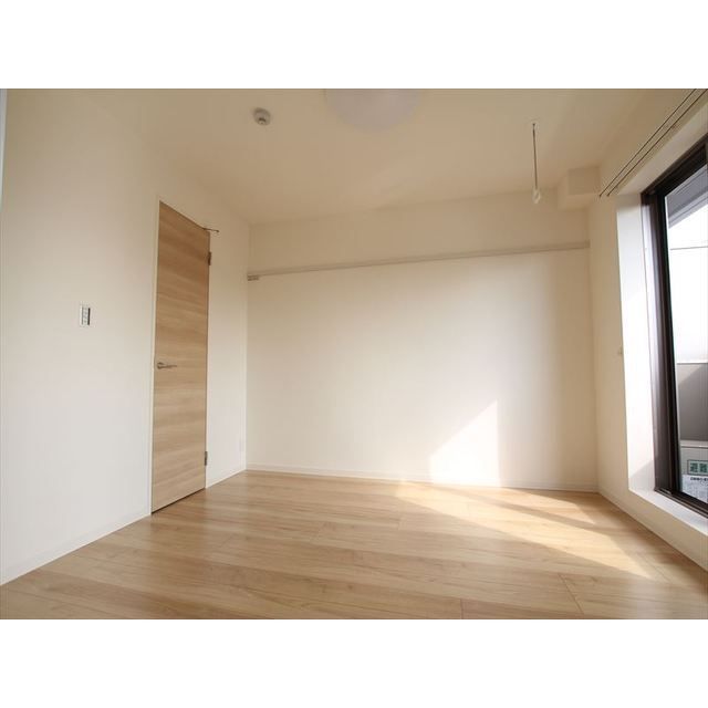 �y���̑������E�X�y�[�X�z�@