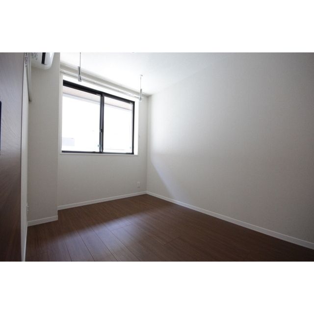 �y���̑������E�X�y�[�X�z�@���z���̂��ʐ^�ł��B