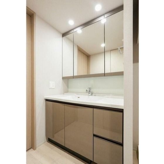 �y���ʏ��z�@