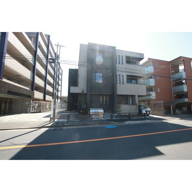 �y�����O�ρz�@