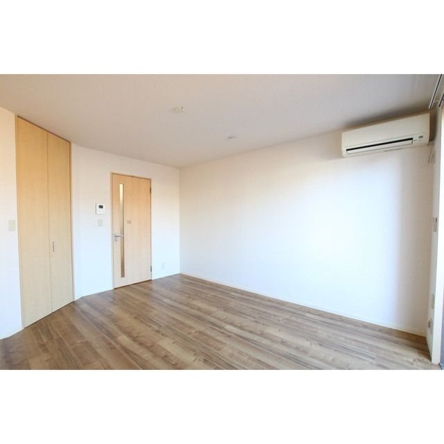 �y���̑������E�X�y�[�X�z�@