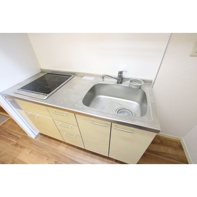 �y�L�b�`���z�@