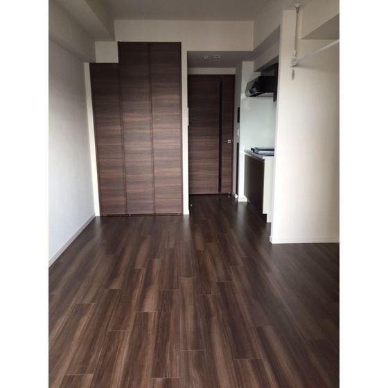 �y�����E���r���O�z�@