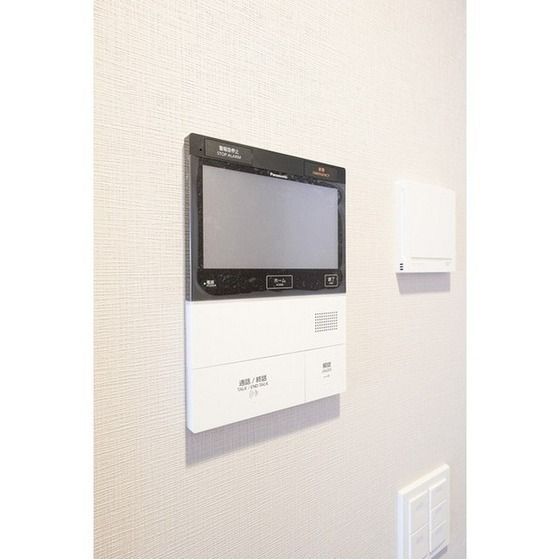 �y�Z�L�����e�B�z�@���j�^�[�t���C���^�[�z��