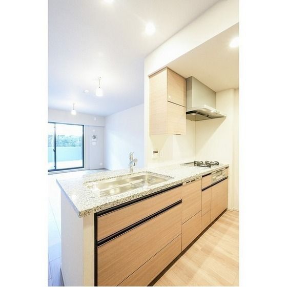 �y�L�b�`���z�@