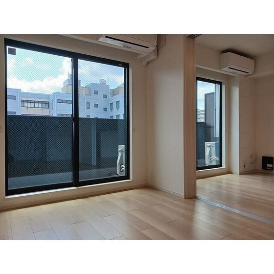 �y���̑������E�X�y�[�X�z�@