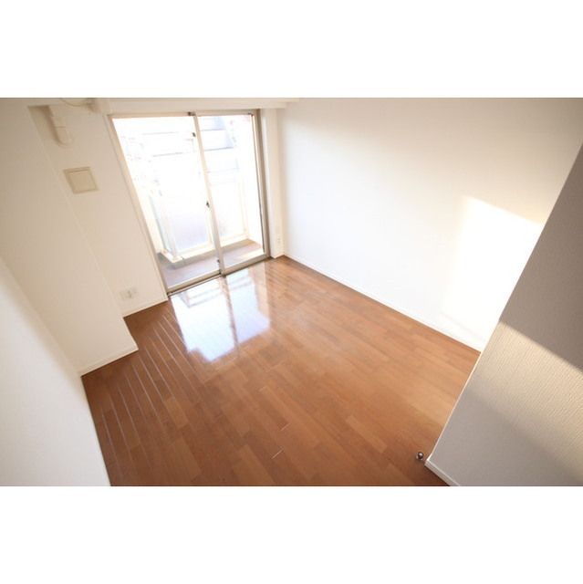 �y�����E���r���O�z�@6.1���̗m���I