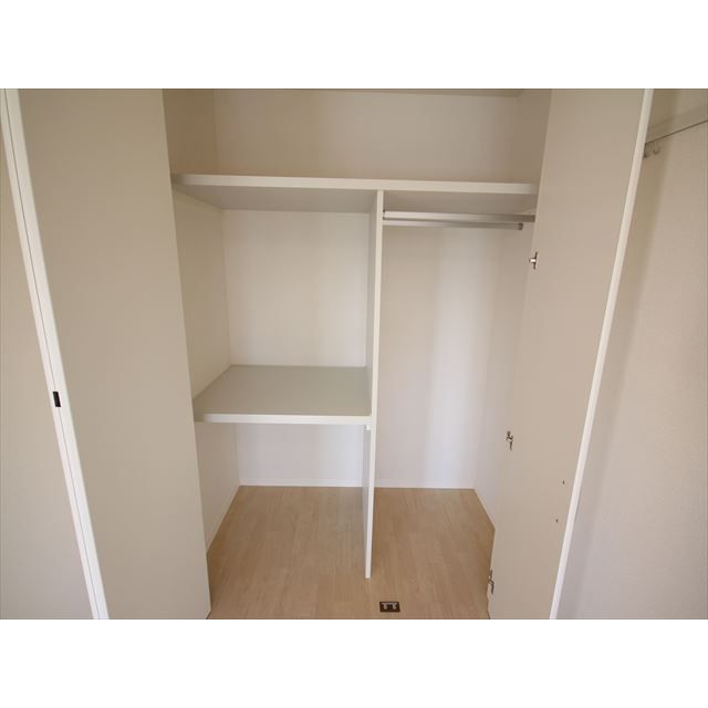 �y���[�z�@�N���[�[�b�g�{������^�C�v�I