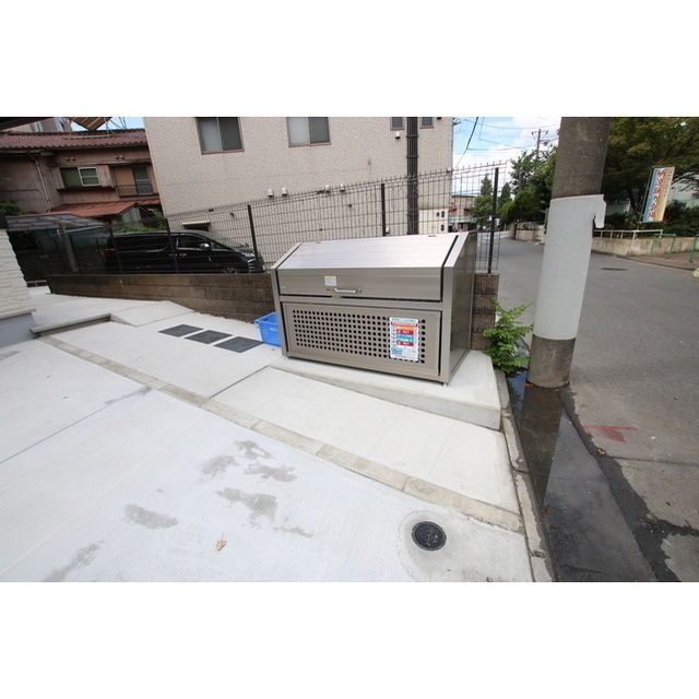 �y���̑����L�����z�@�S�~BOX