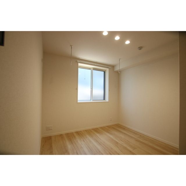 �y���̑������E�X�y�[�X�z�@