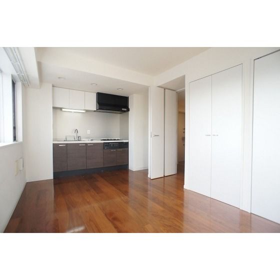 �y���̑������E�X�y�[�X�z�@