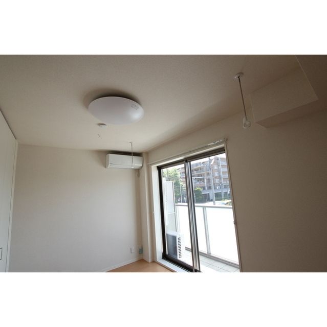 �y���̑��ݔ��z�@