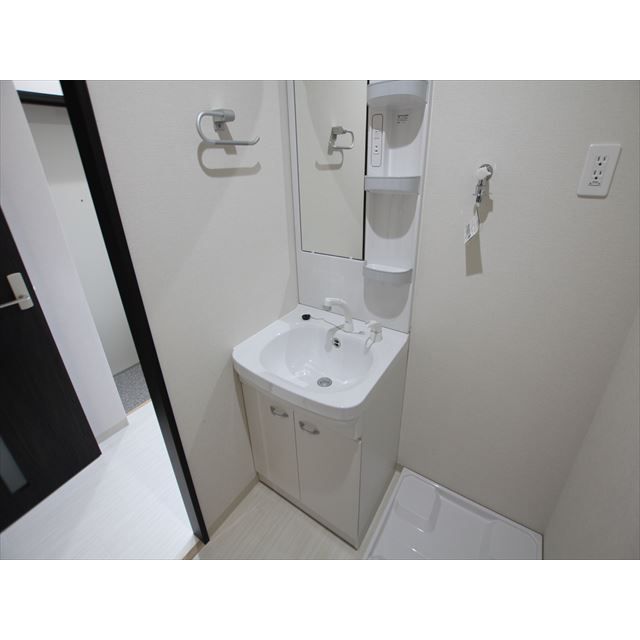 �y���ʏ��z�@�V�����v�[�h���b�T�[�t���Ɨ����ʑ�