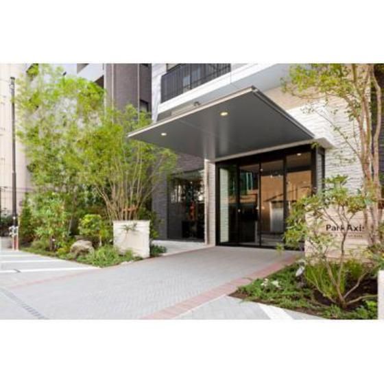 �y�G���g�����X�z�@