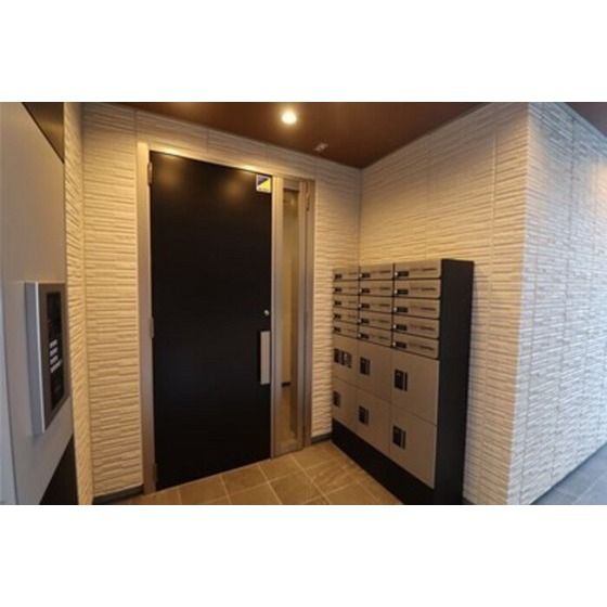 �y�G���g�����X�z�@