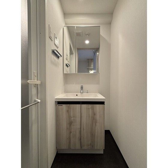 �y���ʏ��z�@