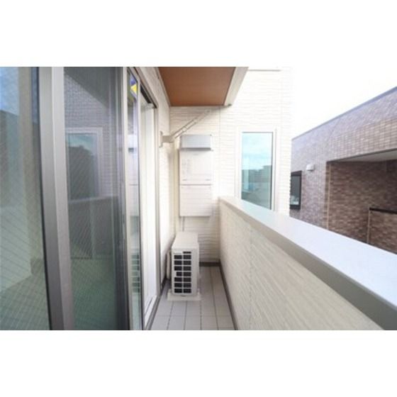 �y�o���R�j�[�z�@