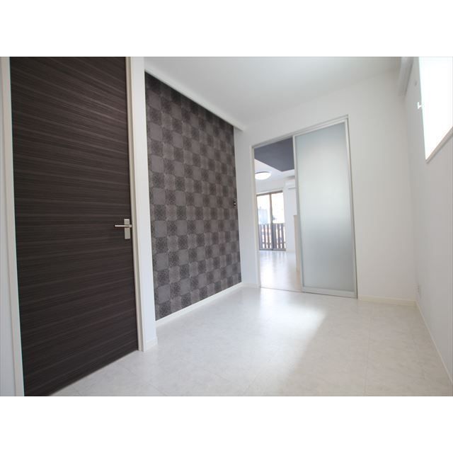 �y�����E���r���O�z�@