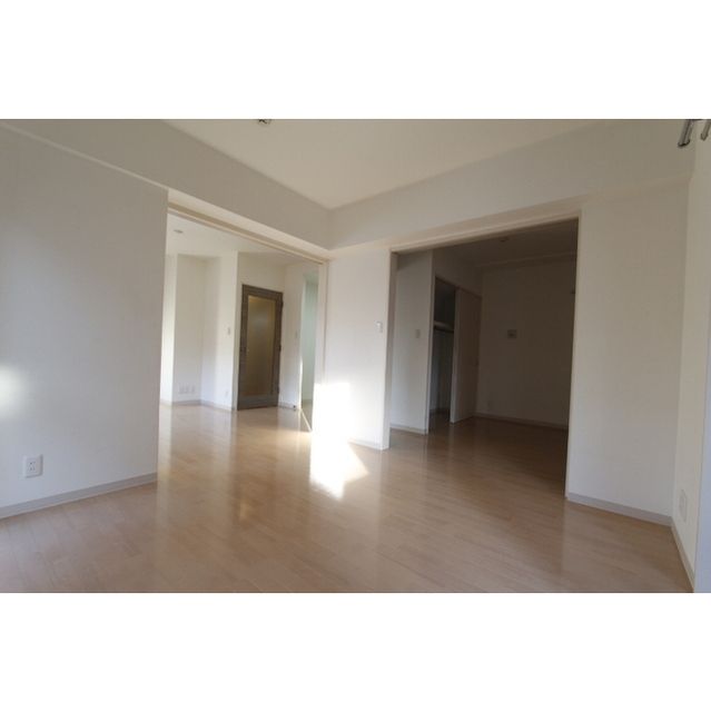 �y���̑������E�X�y�[�X�z�@