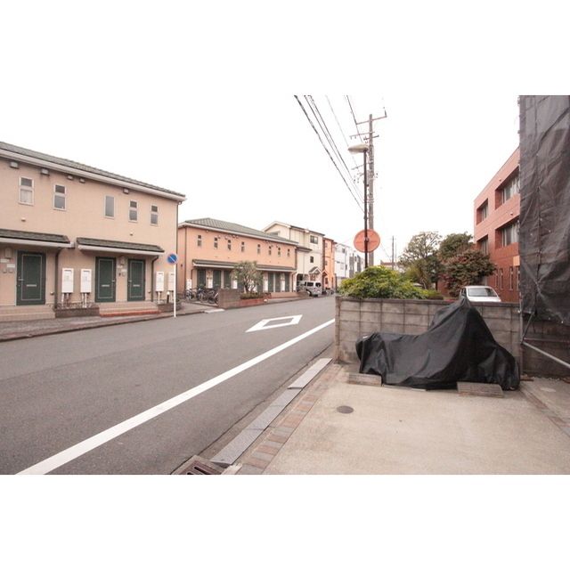 �y���]�z�@