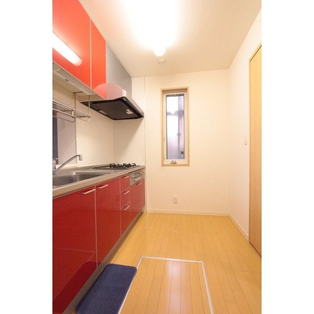 �y�L�b�`���z�@