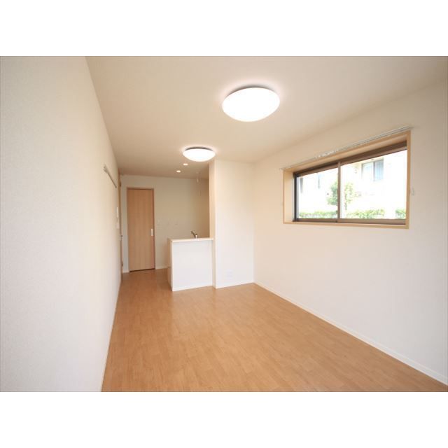 �y�����E���r���O�z�@���s���̂��郊�r���O�ł���