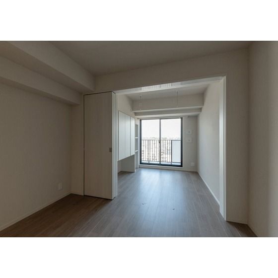 �y�����E���r���O�z�@