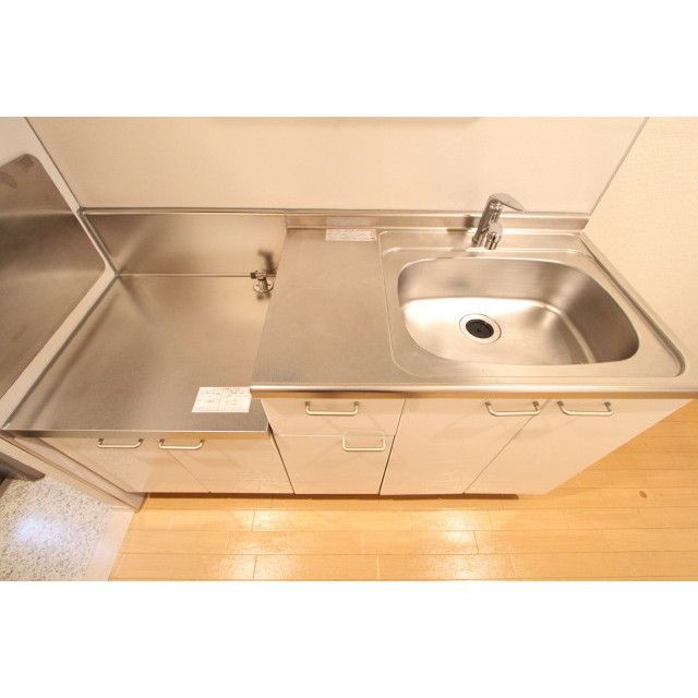 �y�L�b�`���z�@