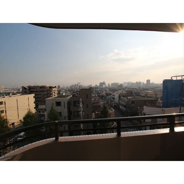 �y���]�z�@