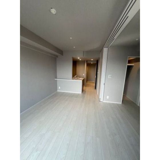 �y�����E���r���O�z�@