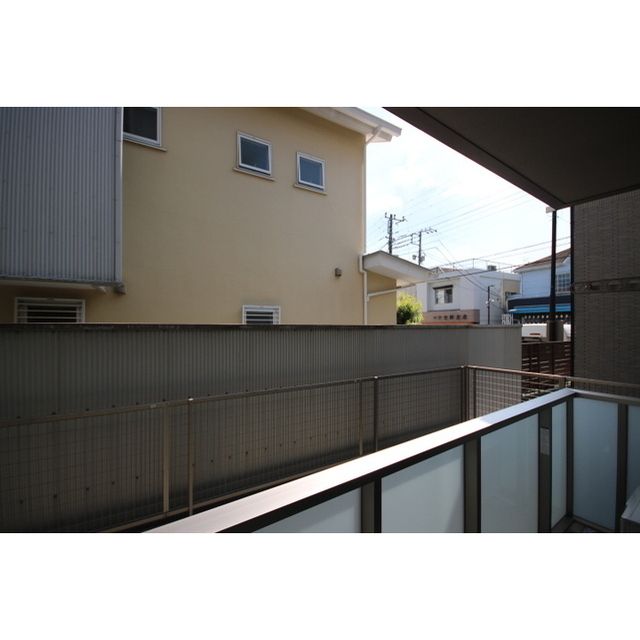 �y���]�z�@