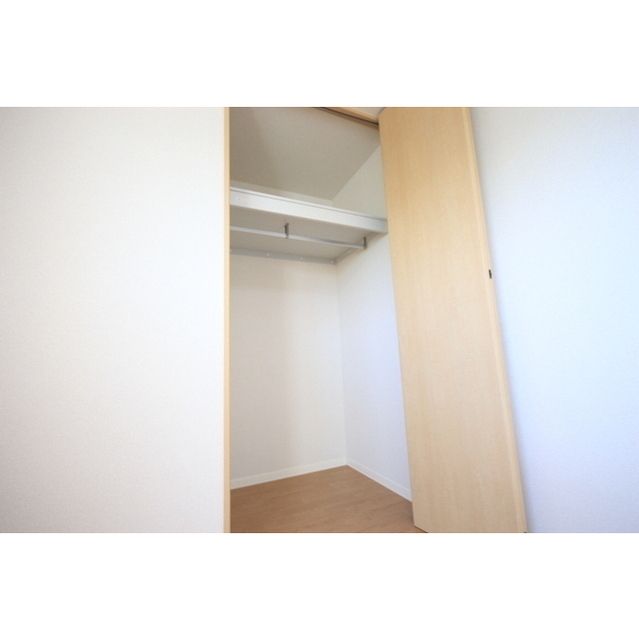 �y���[�z�@���s���̂���N���[�[�b�g�ɂȂ��Ă���܂�