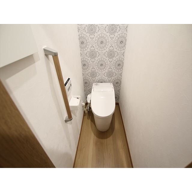 �y�g�C���z�@�������ȃA�N�Z���g�N���X�ł���I