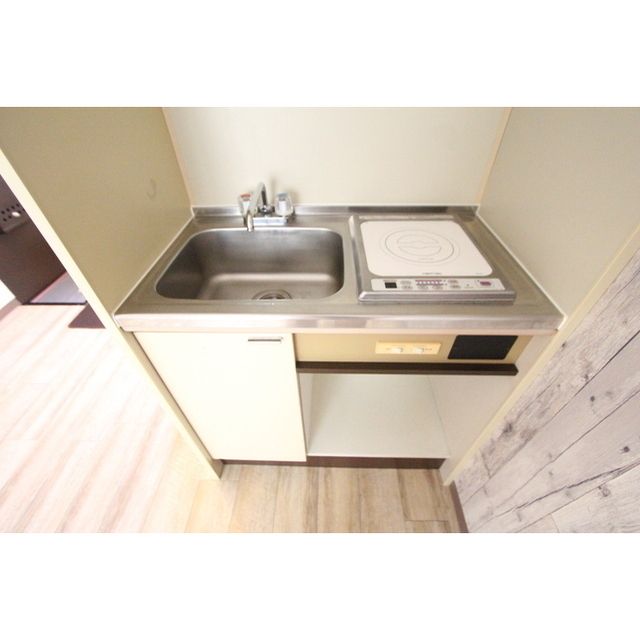 �y�L�b�`���z�@