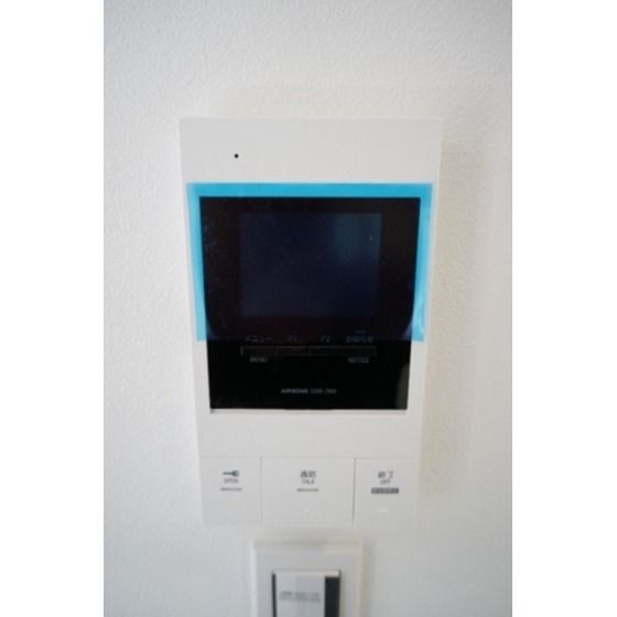 �y�Z�L�����e�B�z�@���j�^�[�t���C���^�[�z��