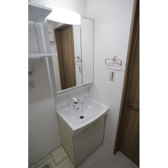 �y���ʏ��z�@