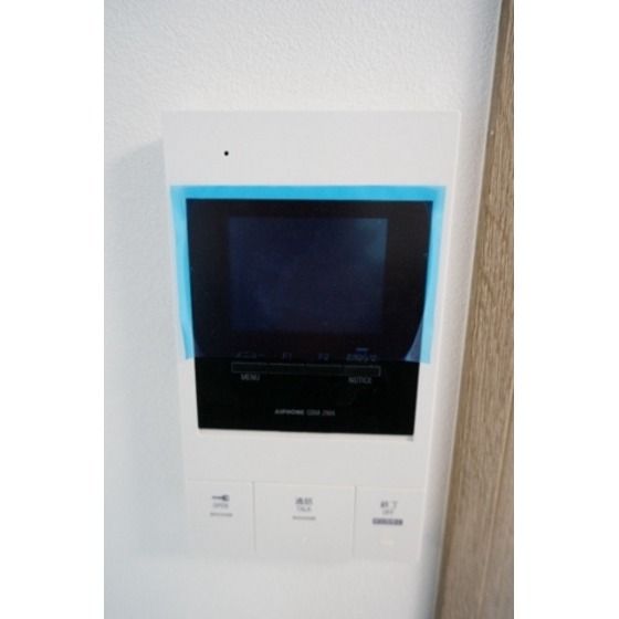 �y�Z�L�����e�B�z�@���j�^�[�t���C���^�[�z��