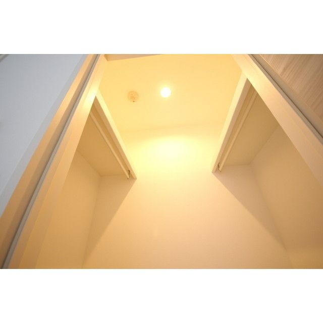 �y���[�z�@���[�͑�̃E�H�[�N�C����