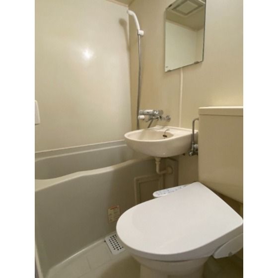 �y�o�X�z�@�o�X�E�g�C������