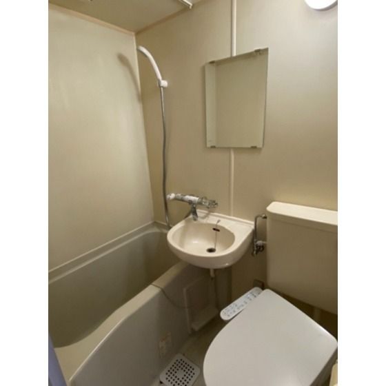 �y�o�X�z�@�o�X�E�g�C������